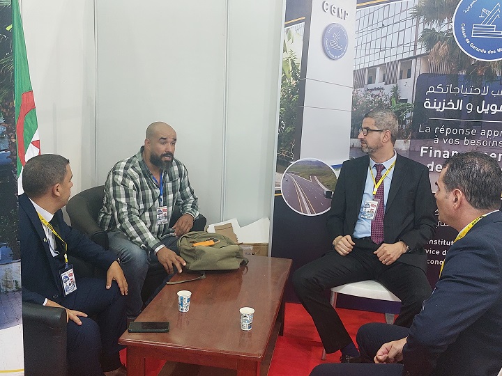 مشاركة الصندوق في الصالون الدولي للسكن والعقارات والبناء والأشغال العمومية